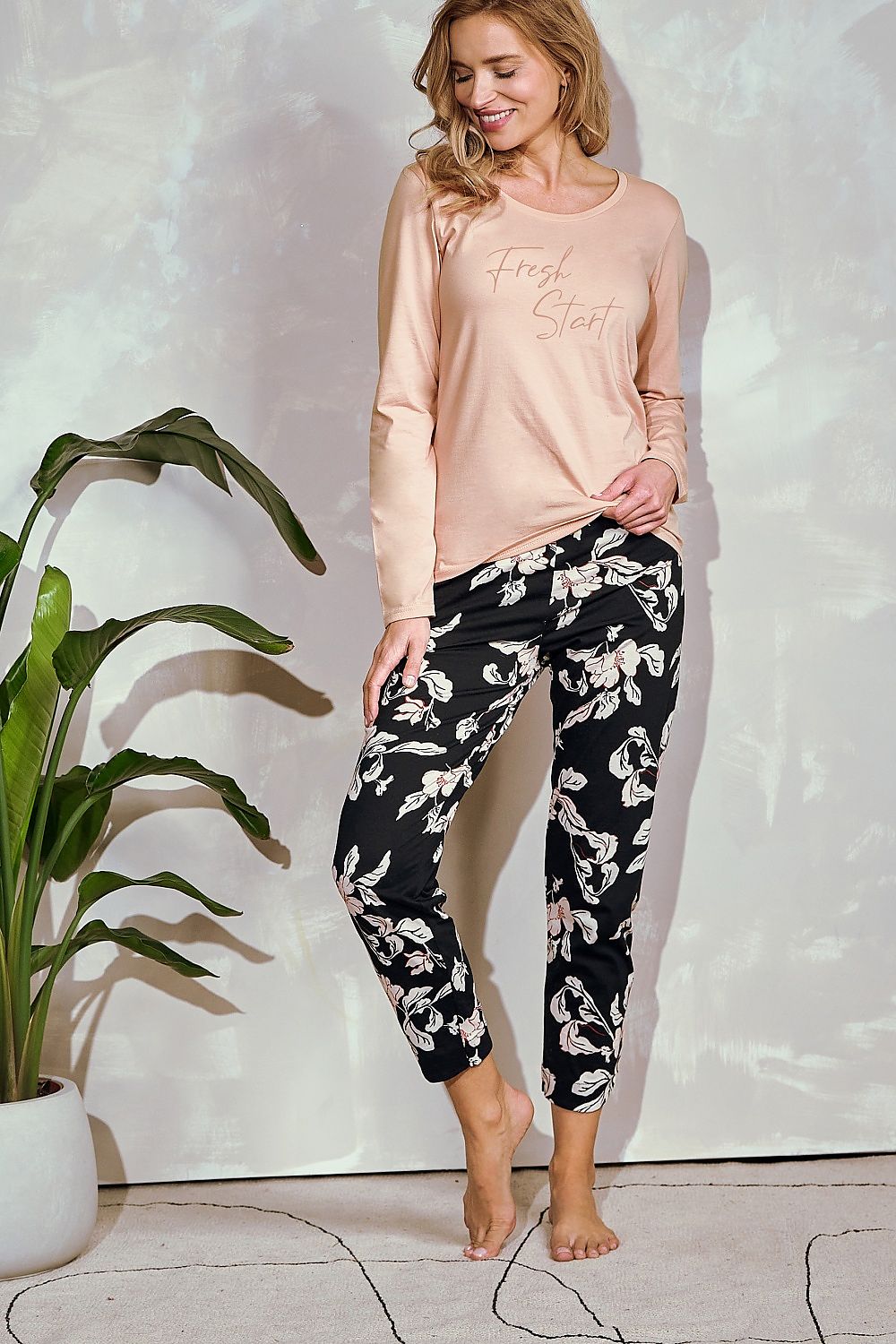 pyjama model 199042 Taro