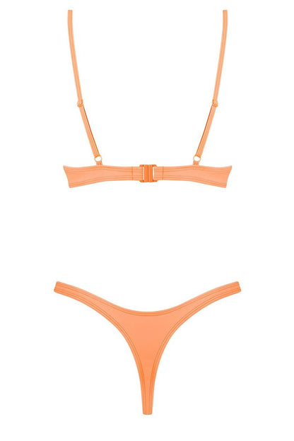  Bikini model 230103 Obsessive 