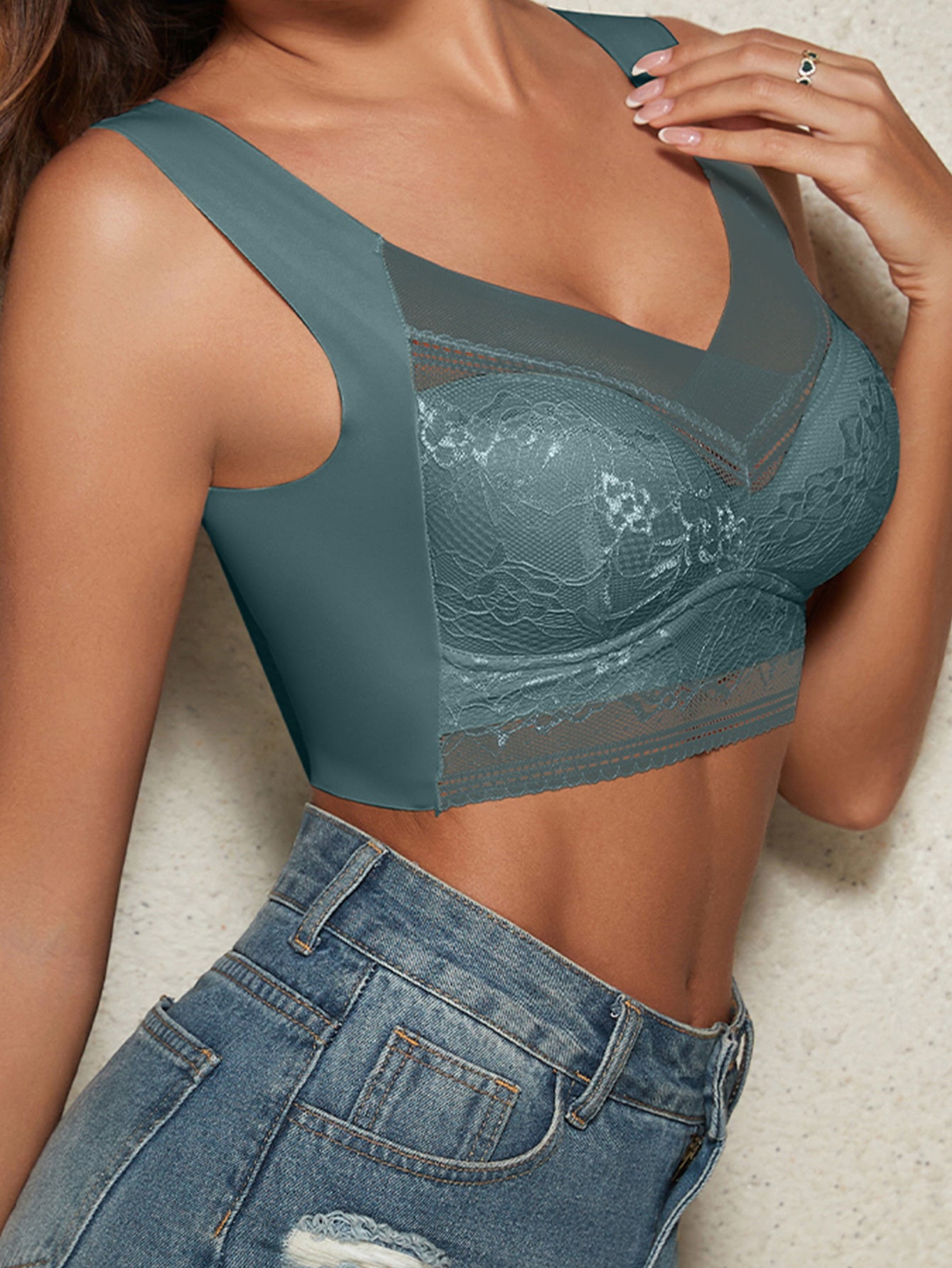 e009327ac0c347bbb98de3ed42754783-goods